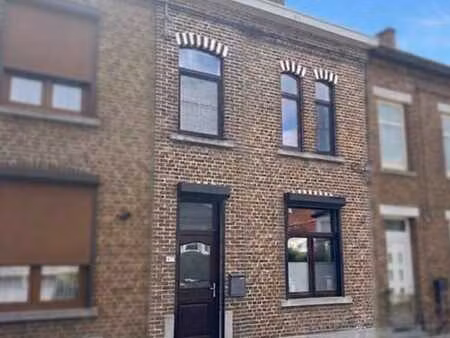 maison ± 140m² sur 1a 60ca  3/4ch + dress.  jardin  terrasse