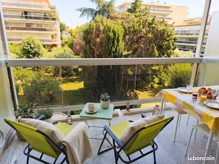 etudiant uniquement : 31 m2 climatisé au calme juan les pins
