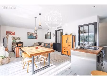 appartement 3 pièces 72 m²