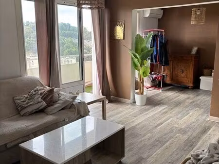 appartement t3/4 75 m2
