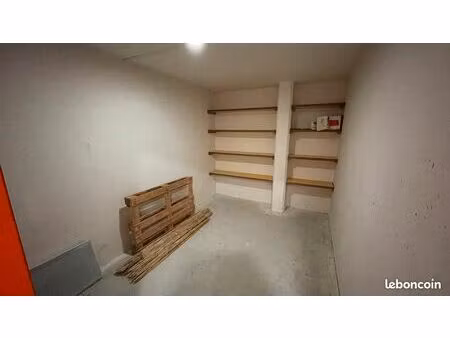 location cave 6ème arrondissement marseille