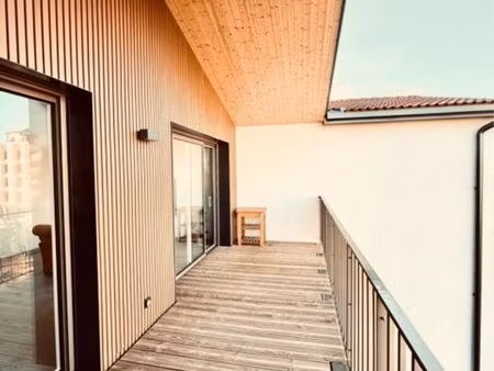 t2 neuf dernier étage 50m2