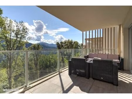 vend appartement 4 pièces 74 m2