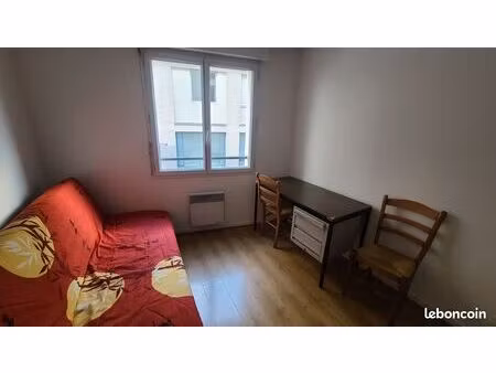 studio buttes chaumont 17m2