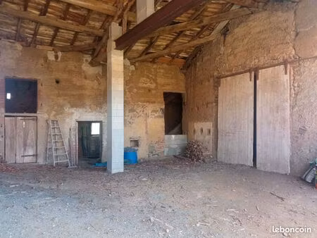 grange à fort potentiel à rénover