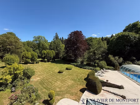 maison de luxe à vendre à montchauvet
