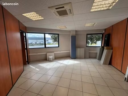 bureaux 39 m²