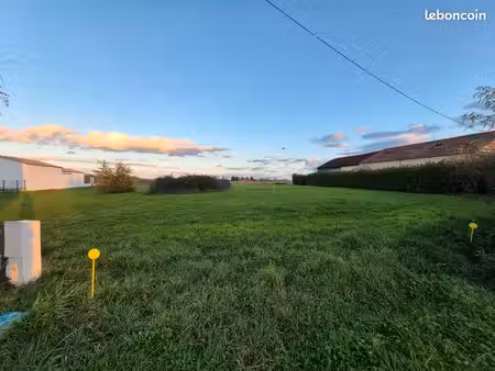 terrain à bâtir 1000 m² à 5 min langon offre rare vue sur vignes non constructible