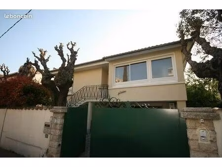 studio meuble dans villa montpellier