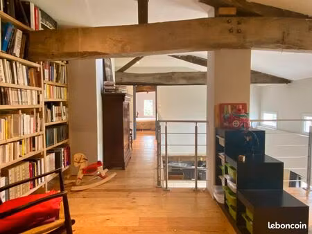 maison girondine en pierres 220 m² - 5 chambres - jardin 900 m² - dépendance 150 m² - 20 m