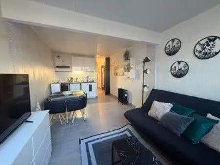 studio cabine à la tamarissière