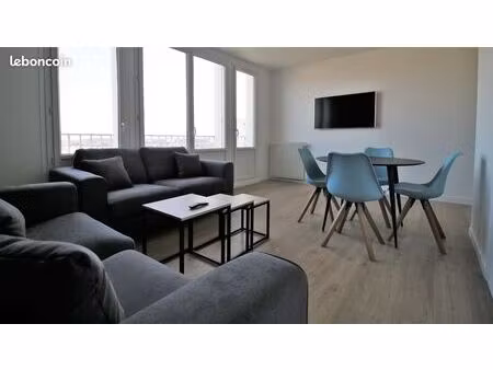 chambre à louer dans grand appartement
