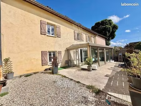 appartement 4 pièces 117 m²