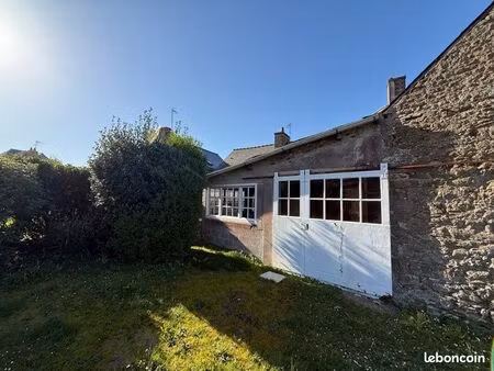 garage 45m2 sur terrain constructible de 260m2
