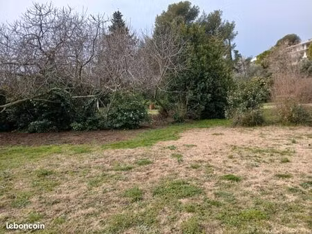 terrain 1 002 m² marseille 13