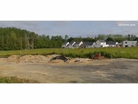 terrain 385 m² tinteniac