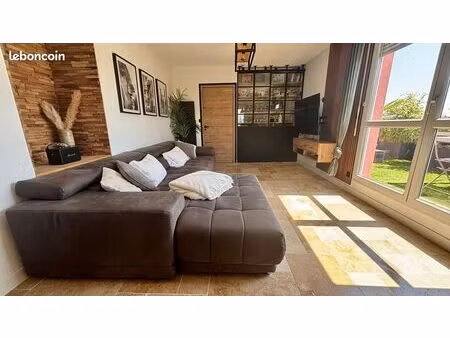 dernier etage - appartement t4 - 80 m² + 71 m² terrasse – 2 places de parking
