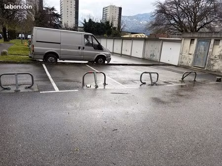 lot de 6 places pont de claix
