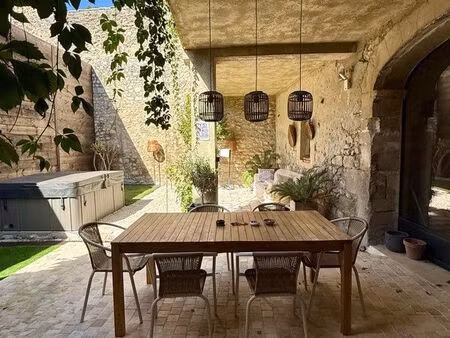 maison de charme avec cour et garage 70 m² – à 15 min de saint-rémy-de-provence