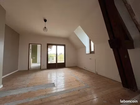 plateau à amenager en t2 avec terrasse