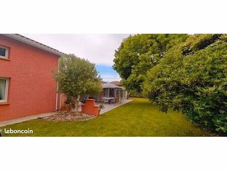 maison individuelle dans un quartier calme