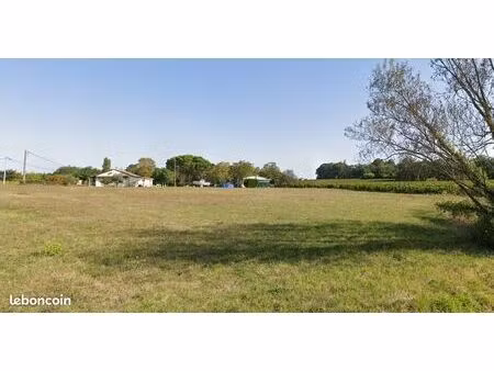 terrain 500 m² saint germain du puch