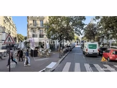 local commercial 614 m²