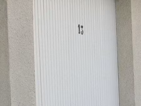 talaudiere (42) propose grand garage de 18m²