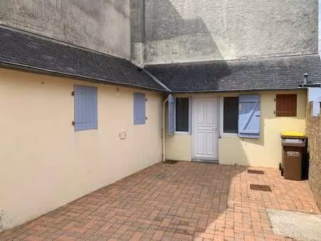 location appartement 2 pièces à saint-jean-la-poterie (56350) : à louer 2 pièces / 41m² sa
