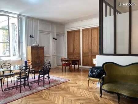 magnifique bureau de charme pour activité libérale avec terrasse