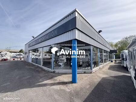 local 997 m² choisey
