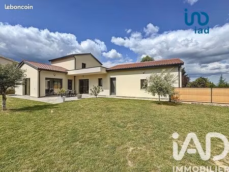 villa 5 pièces 135 m²