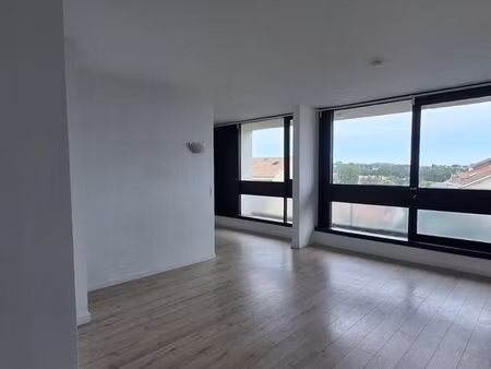 appartement - 4pièces - 72m²