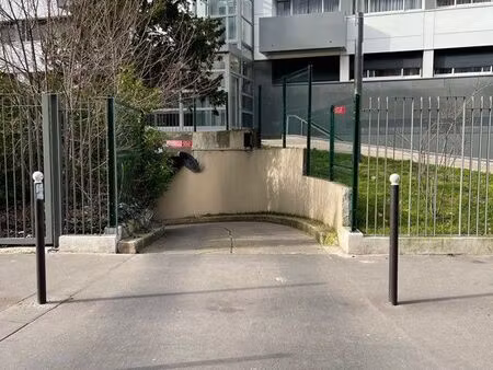 parking à louer 75013 paris
