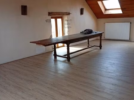 vends batiment commercial