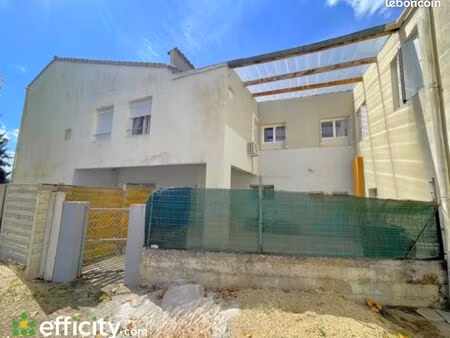 immeuble 155 m² saint medard de guizieres