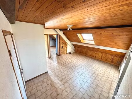 t3 69 m² + jardin 290 m² + parkings