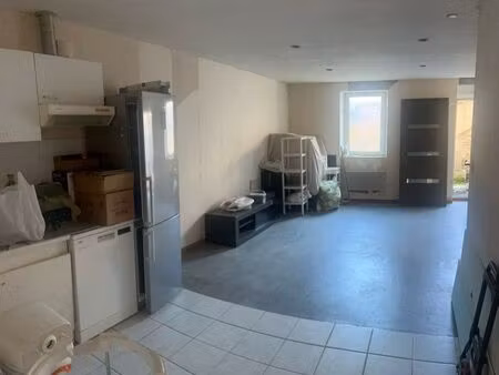 appartement 51 m2  quartier prémontrés  1 chambre  salon  cuisine  salle de bain  cour