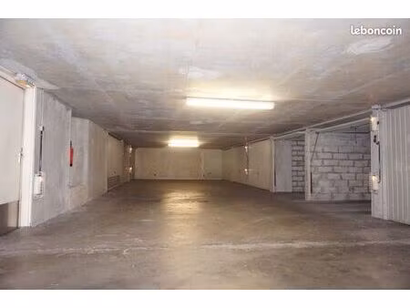 garage dans residence securisee villeurbanne