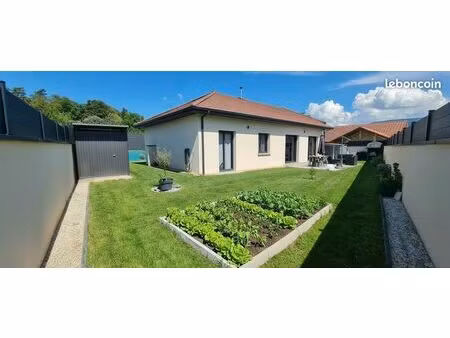 villa 3 pièces 97 m²