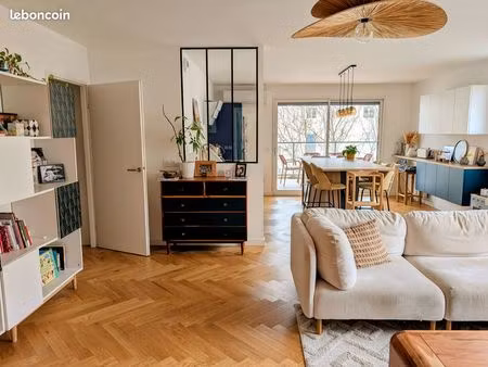 appartement t4 de standing avec terrasse - cité créative