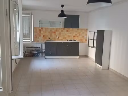 appartement t3 sainte colombe