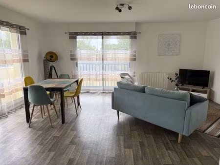 appartement t3 meublé 70m2 vannes sud