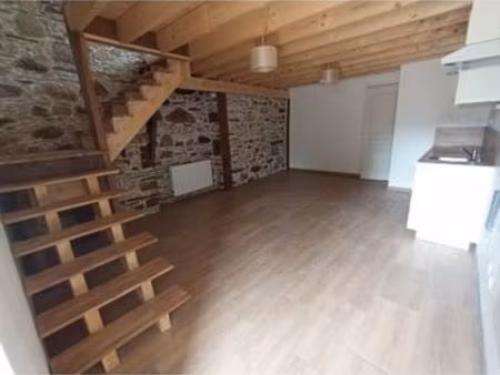 maison mitoyenne de bourg 1 chambre