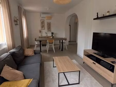 location t3 rénové et meublé aix les platanes