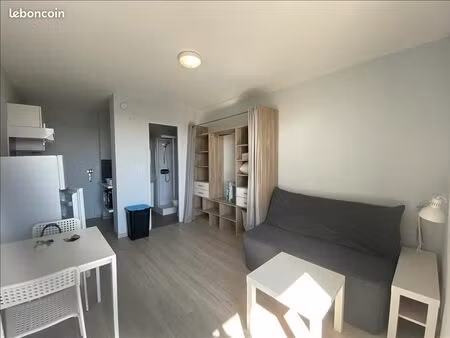 studio 1 pièce 17 m²
