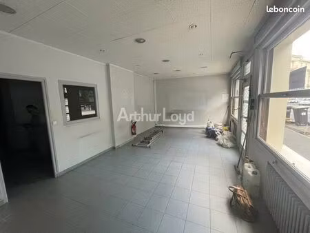 bureaux 52 m²