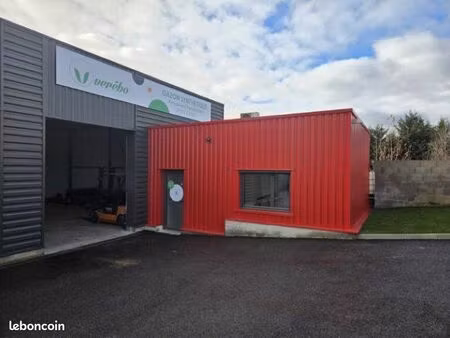 local d’activite 120m2 de stockage et 30m2 de bureaux