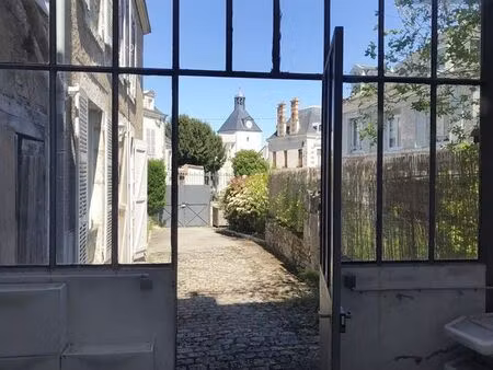 maison 13 pièces 184 m²