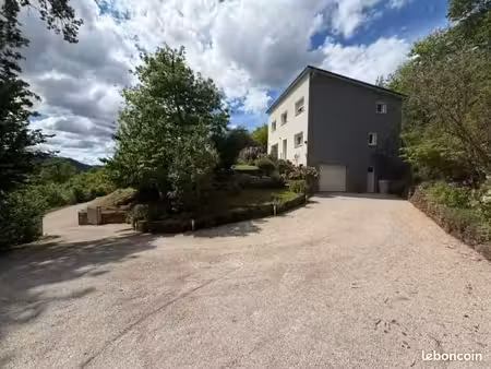 maison 6 pièces 160 m²